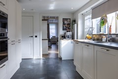 Foto_Spaaij Makelaars - Pr. Beatrixlaan 7 Bergen op Zoom keuken (8).jpeg