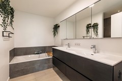 5aac579602444ab38472ca242f8b5b95.jpg