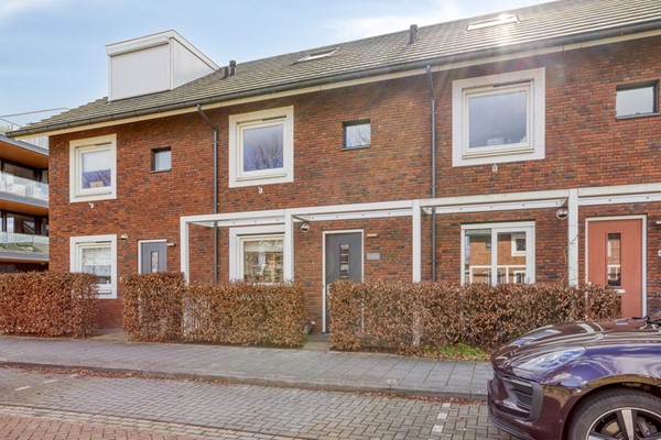 van Amerongenerf 42, Veenendaal