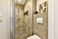 Under offer: Bos en Lommerweg 27h, 1055 DK Amsterdam