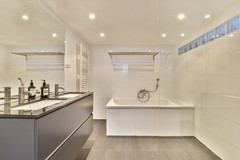 Under offer: Knollendamstraat 4-3, 1013 TN Amsterdam