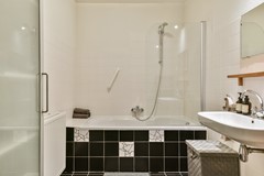 For sale: Tweede Sweelinckstraat 5C, 1073 EG Amsterdam