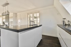New for rent: Beethovenstraat 107F, 1077 HX Amsterdam