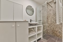 Under offer: Tweede van der Helststraat 29H, 1073 AG Amsterdam