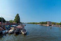 For rent: Amsteldijk, 1079 LE Amsterdam