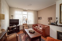 08879413_9.jpg