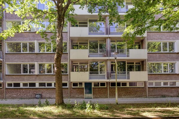 Medium property photo - Professor Cobbenhagenlaan 32, 5037 DC Tilburg