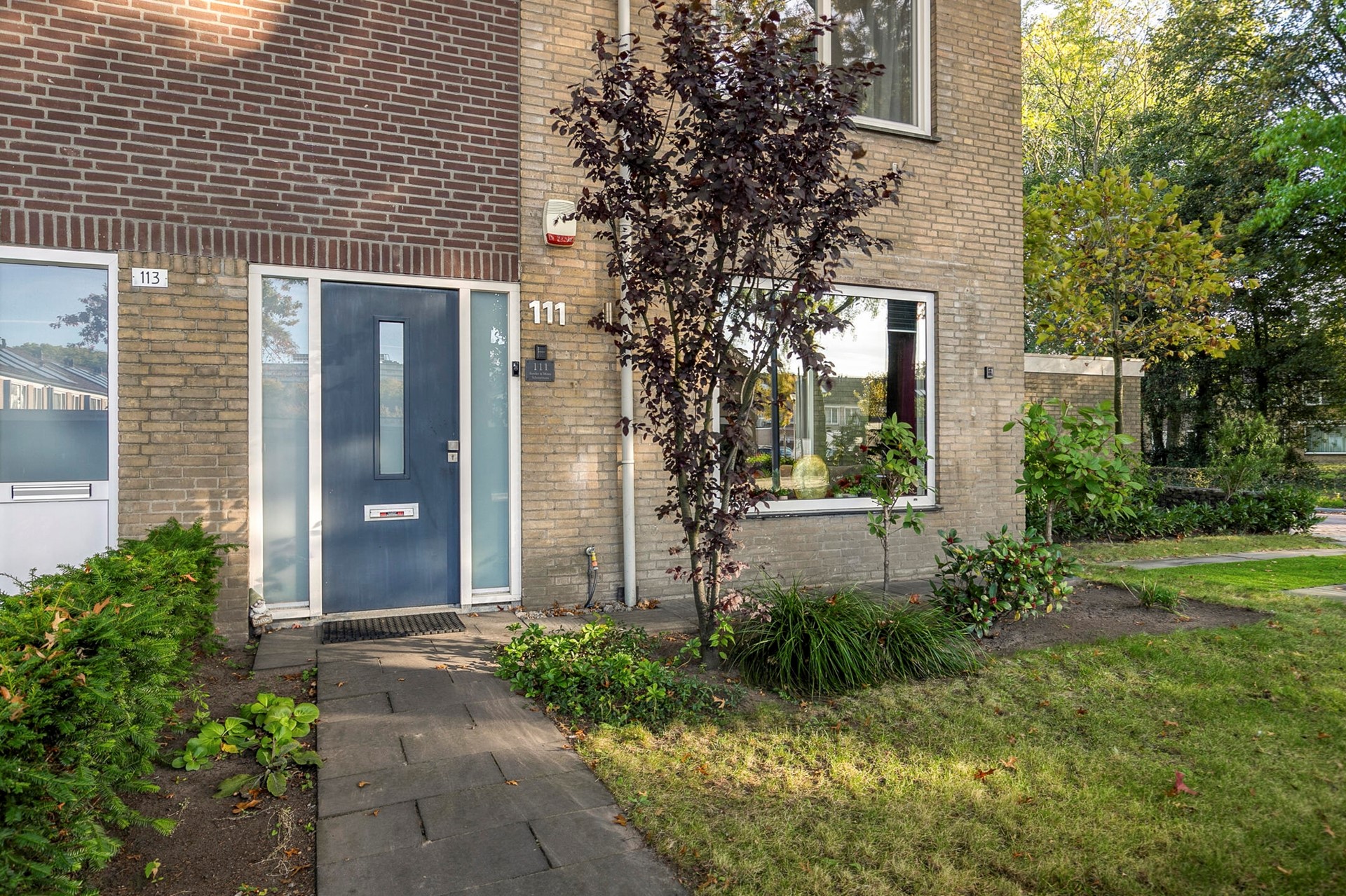 Tussenwoning te koop: Beethovenlaan 111, Tilburg