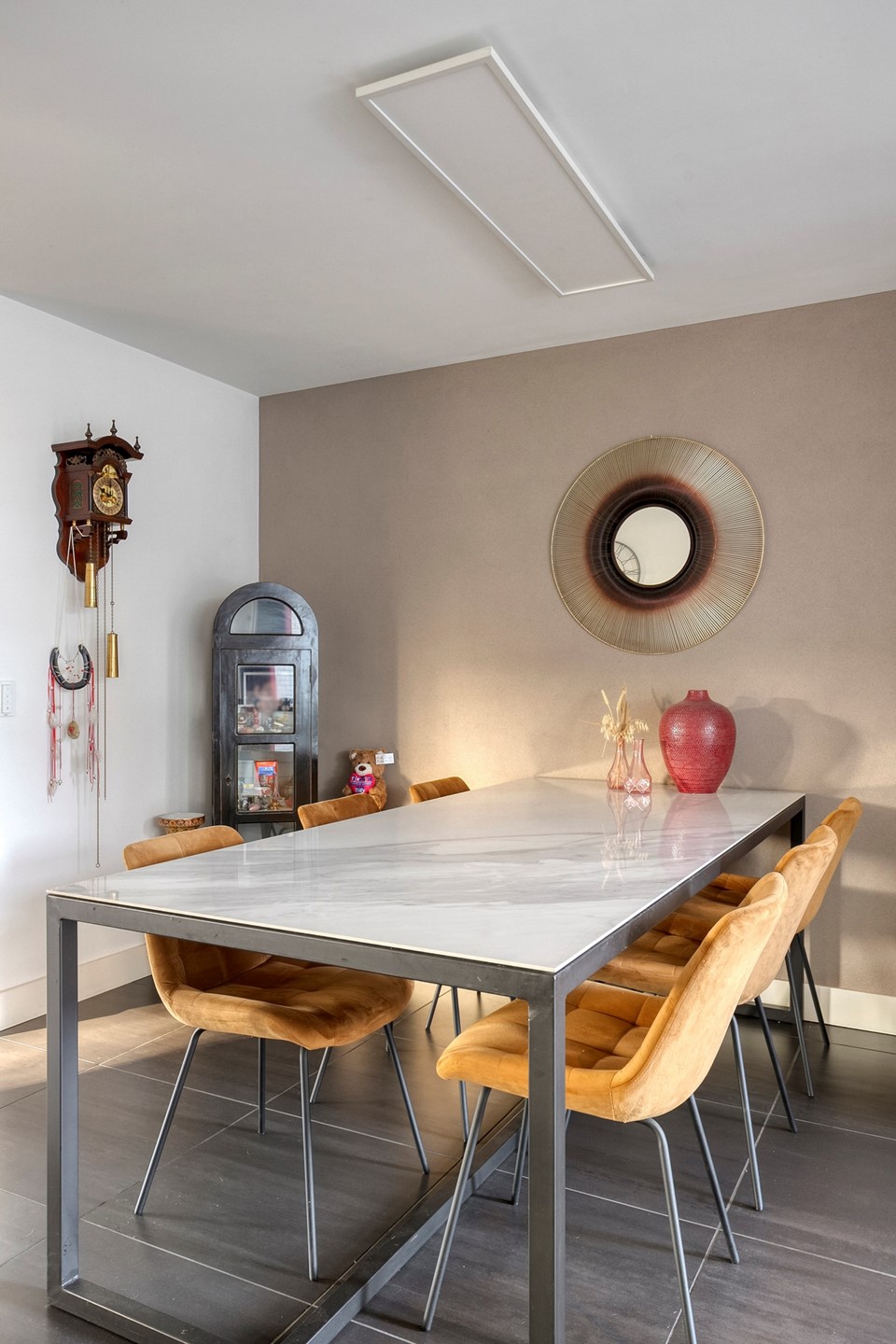Tussenwoning te koop: Beethovenlaan 111, Tilburg