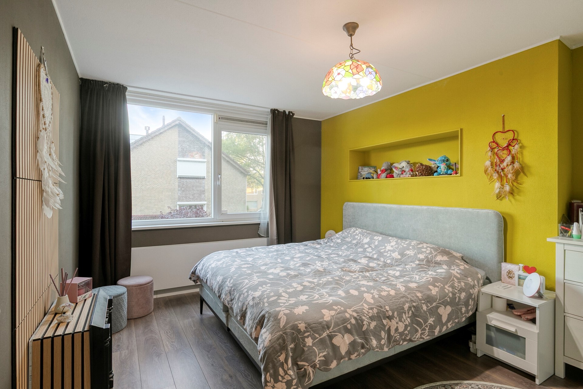 Tussenwoning te koop: Beethovenlaan 111, Tilburg