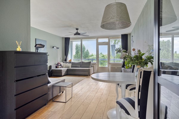 Medium property photo - Zangvogelweg 14, 3815 DL Amersfoort