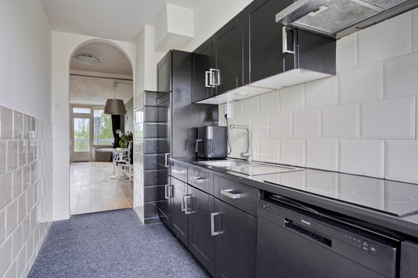 Medium property photo - Zangvogelweg 14, 3815 DL Amersfoort