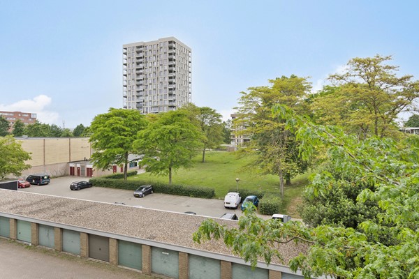Medium property photo - Zangvogelweg 14, 3815 DL Amersfoort