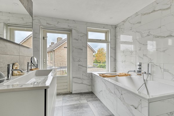 Medium property photo - Burgemeester van Altenastraat 6, 4001 VC Tiel