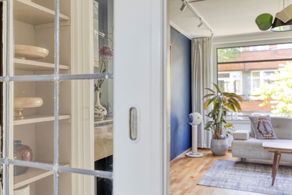 Medium property photo - Breitnerstraat 64A, 3015 XJ Rotterdam