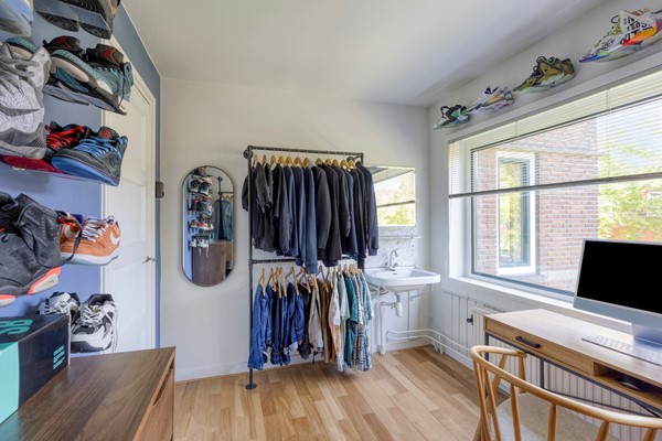 Medium property photo - Breitnerstraat 64A, 3015 XJ Rotterdam