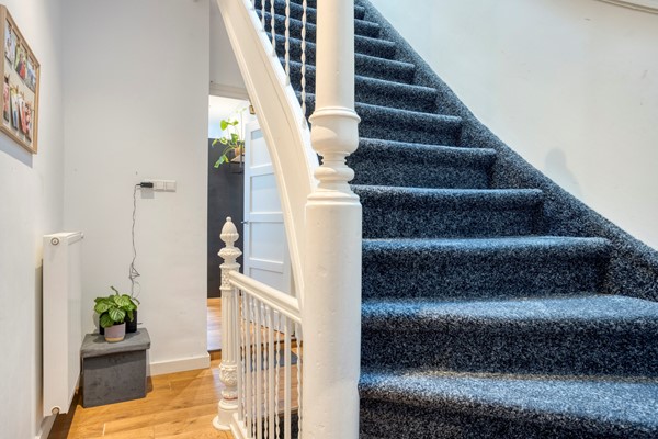 Medium property photo - Bergweg 147A, 3037 EG Rotterdam