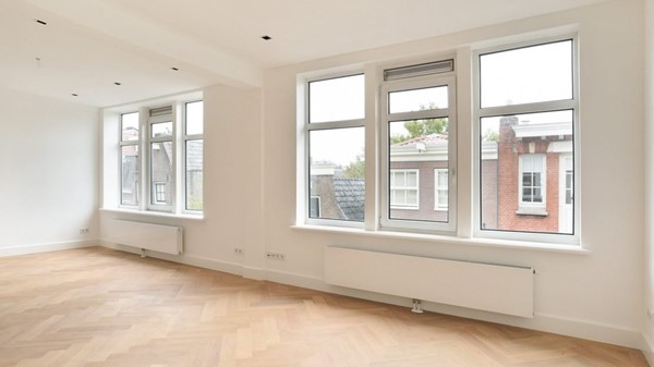 Medium property photo - Utrechtsedwarsstraat 99-3, 1017 WD Amsterdam