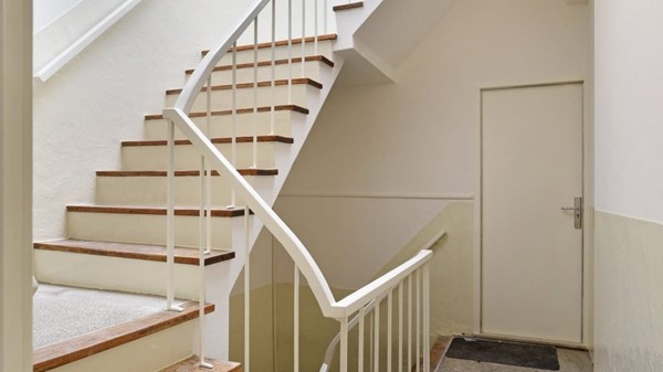 Medium property photo - Utrechtsedwarsstraat 99-3, 1017 WD Amsterdam