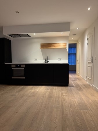 Rented: Tweede Schinkelstraat 10-1, 1075 TS Amsterdam
