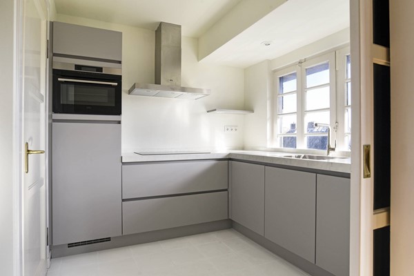 Medium property photo - Hacquartstraat 24-3, 1071 SJ Amsterdam