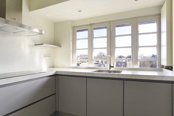 Medium property photo - Hacquartstraat 24-3, 1071 SJ Amsterdam