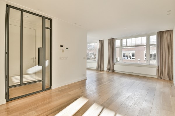 vrije-sector-woningen te huur op Volkerakstraat 42-1