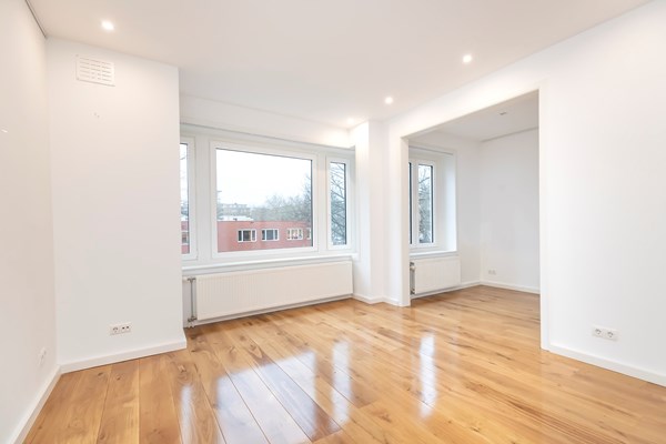 For sale: Sanderijnstraat 52-2, 1055 BW Amsterdam