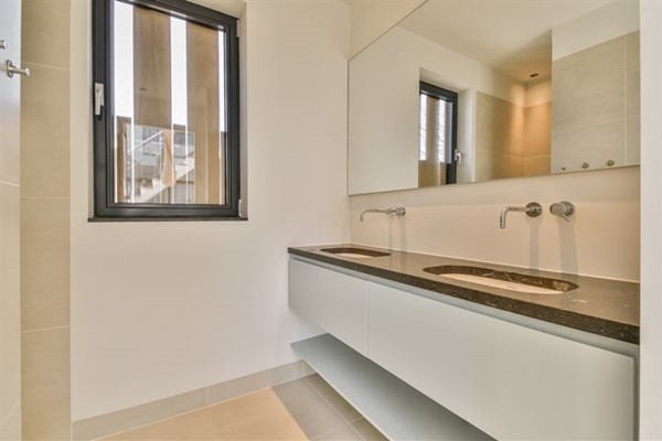 Medium property photo - 's-Gravendijkdreef, 1103 SE Amsterdam