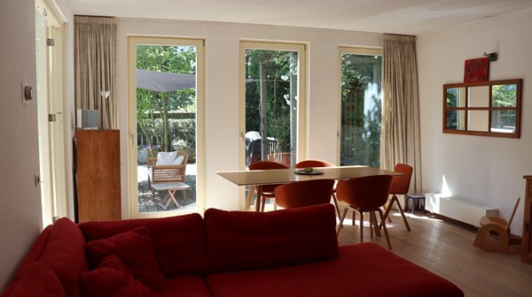 Medium property photo - Leimuidenstraat, 1059 ED Amsterdam