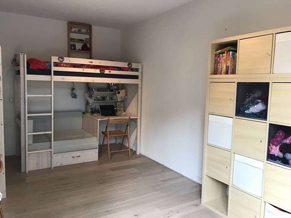 Medium property photo - Leimuidenstraat, 1059 ED Amsterdam