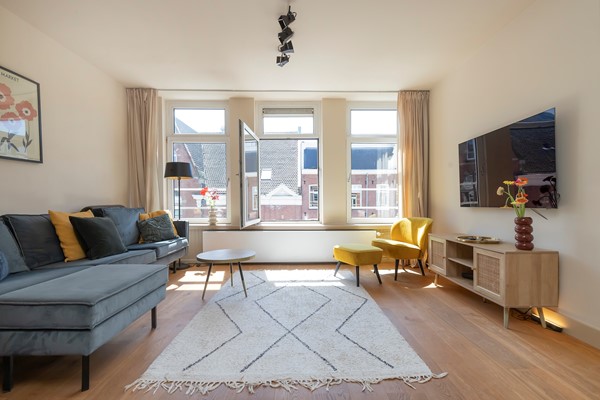 Medium property photo - Albert Cuypstraat, 1073 BD Amsterdam