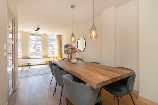 Medium property photo - Albert Cuypstraat, 1073 BD Amsterdam