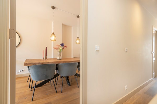 Medium property photo - Albert Cuypstraat, 1073 BD Amsterdam