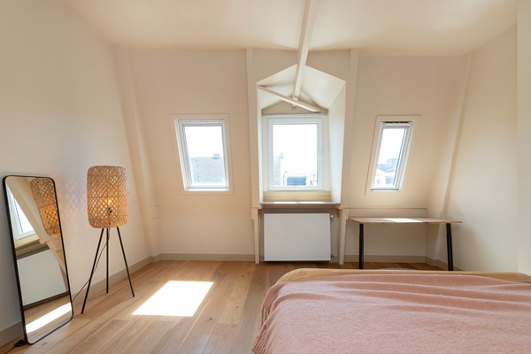 Medium property photo - Albert Cuypstraat, 1073 BD Amsterdam