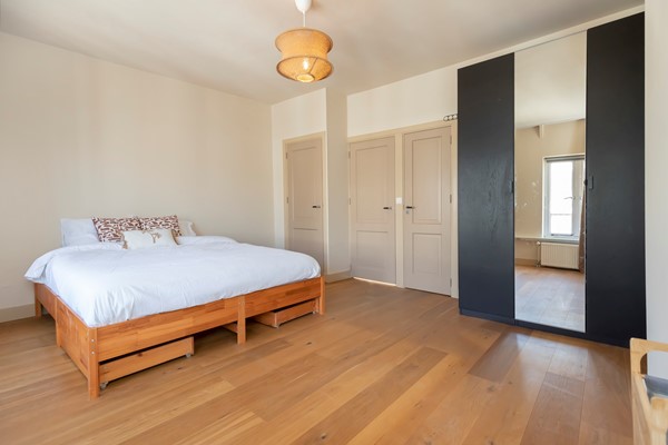 Medium property photo - Albert Cuypstraat, 1073 BD Amsterdam