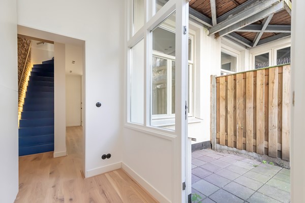 Medium property photo - Eerste Jan Steenstraat, 1072 NA Amsterdam