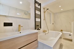 For sale: Sanderijnstraat 54-3, 1055 BW Amsterdam