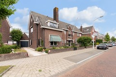 Verkocht onder voorbehoud: Unieke en royale jaren ’30 2-onder-1-kap woning met sfeer en karakter gelegen op een van de meest geliefde plekjes van Papendrecht. Een buitenkans! 
