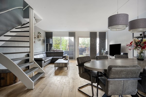 Medium property photo - P.J. Troelstrastraat 84, 3354 BN Papendrecht