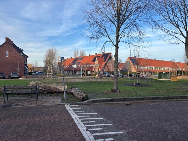 Medium property photo - Uiterwaard 18, 3344 ED Hendrik-Ido-Ambacht