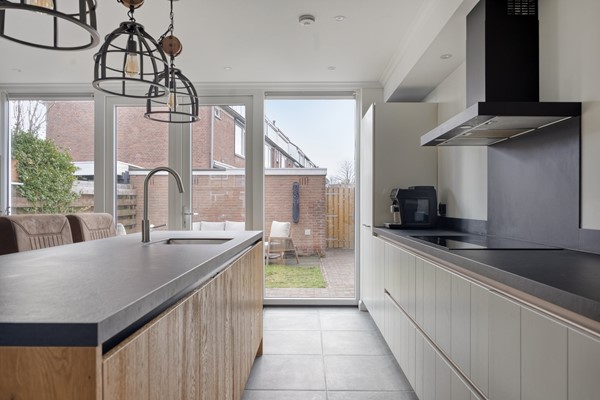 Medium property photo - Goudsbloemstraat 18, 2951 BG Alblasserdam