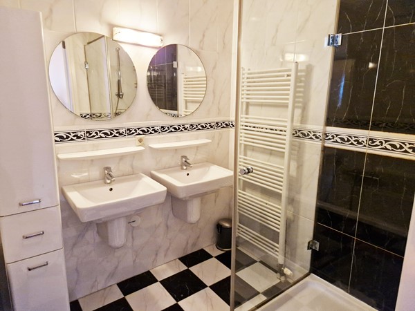 Medium property photo - Blaak, 3011 TA Rotterdam