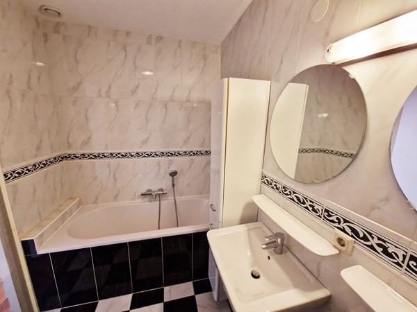 Medium property photo - Blaak, 3011 TA Rotterdam