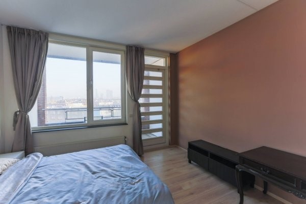 Medium property photo - Mathenesserplein, 3022 LC Rotterdam