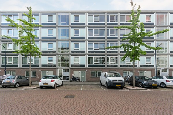 Under option: Lederambachtstraat, 1069HM Amsterdam