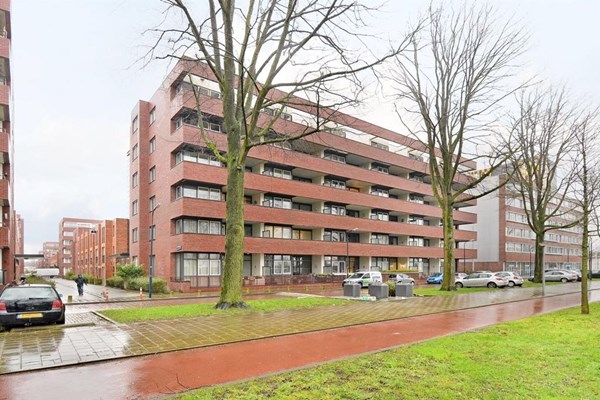 Verhuurd: Johan Hofmanstraat, 1069 KD Amsterdam