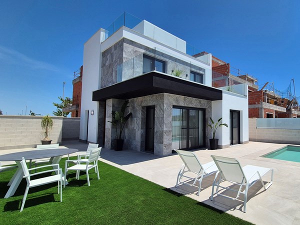 Medium property photo - Calle Villajoyosa 33, 03190 Pilar de la Horadada