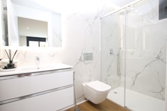 Baño planta baja.JPG