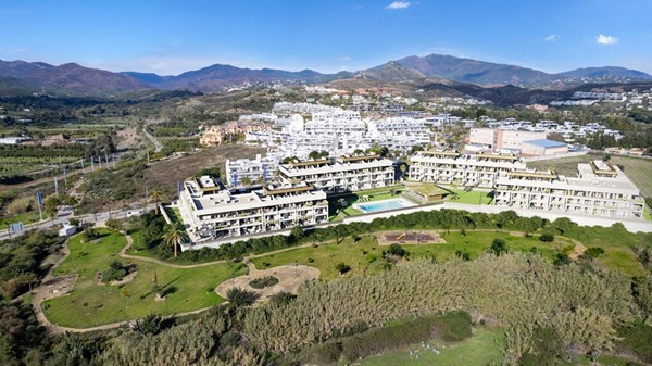 Medium property photo - Calle Padre Luis Garcia Cerezo 1, 29680 Estepona